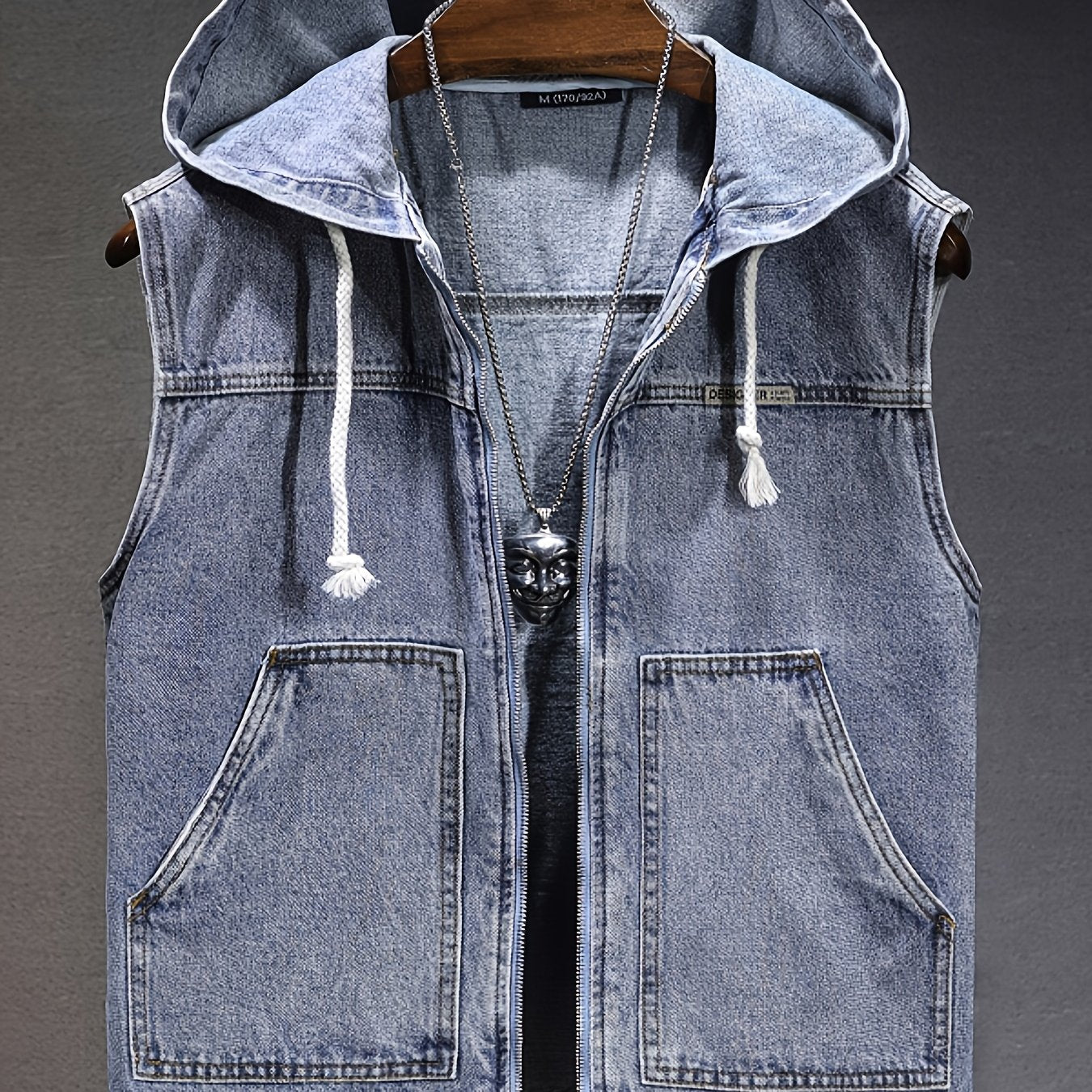 Men's denim vest with hood, sleeveless, with zipper and pockets