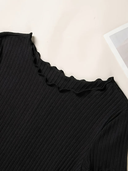 Women's short-sleeve ribbed top with wavy hem – fashionable basic for everyday and office wear