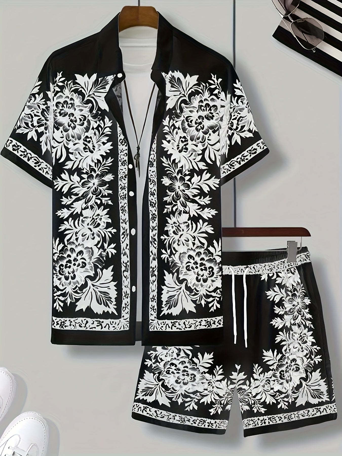 Men's Summer Casual Set with Short-Sleeve Shirt and Shorts – Floral Pattern, Ideal for Vacation & Beach