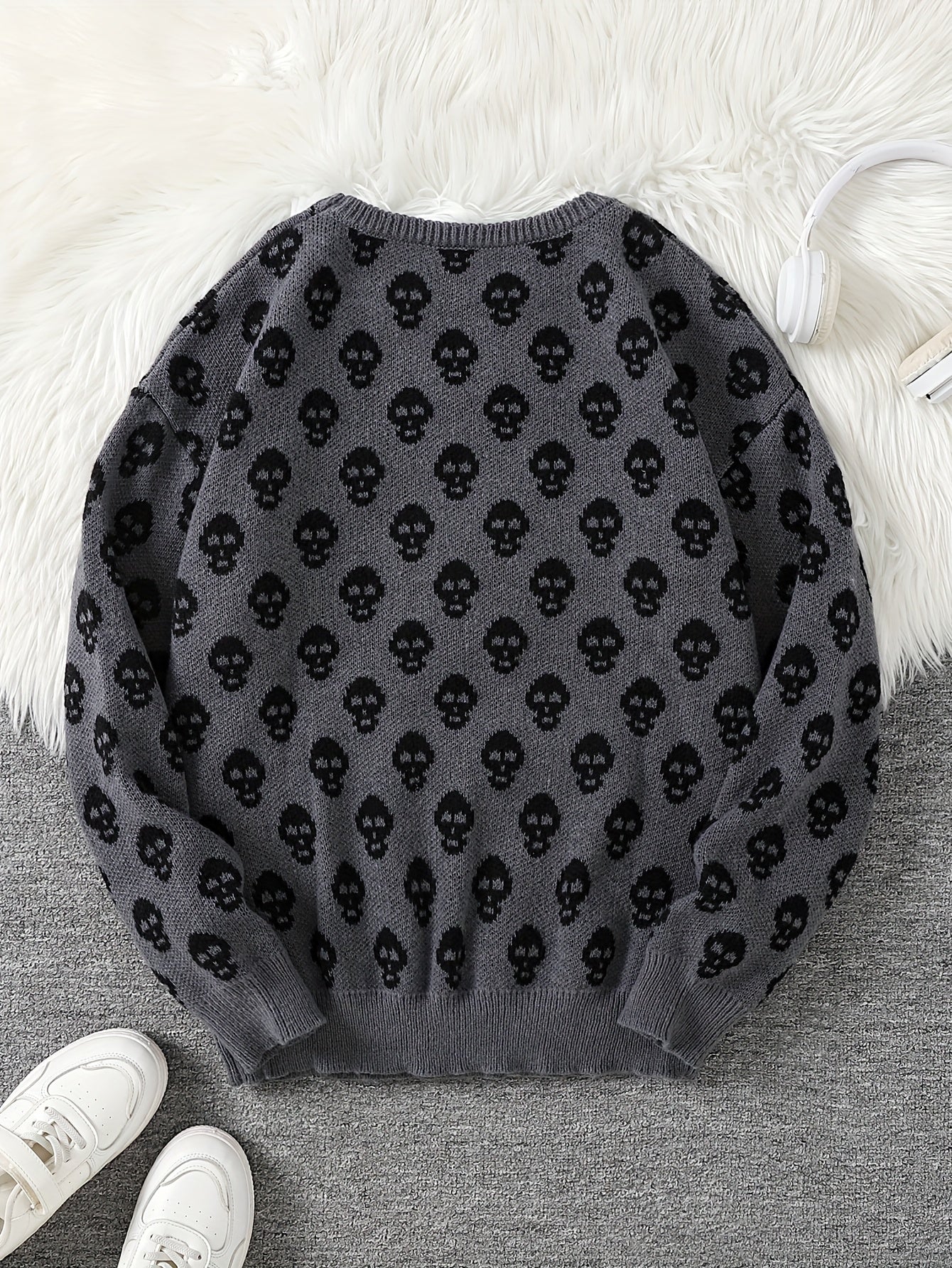 Unisex skull crew-neck long-sleeve knit sweater