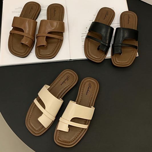 Women's casual sandals with a modern cut – Comfortable summer shoes for everyday wear and vacation