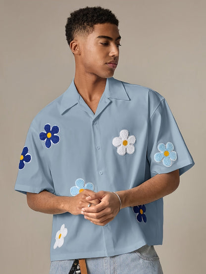 Herren Freizeit Kurzarm-Hemd mit Blumenapplikationen und Camp-Kragen – Modernes Sommer-Design
