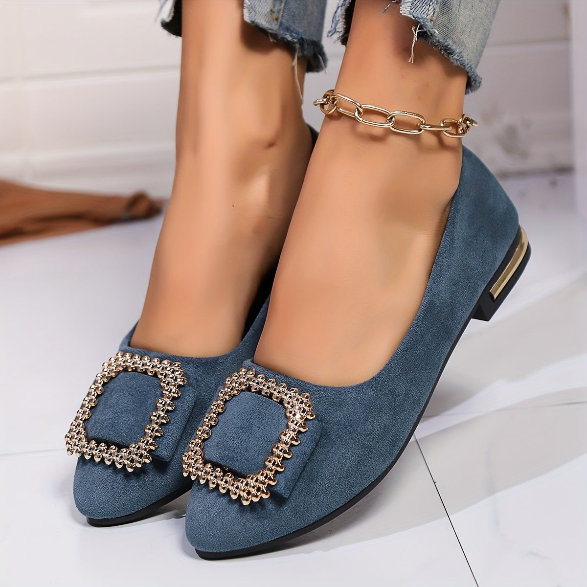Women's Ballerinas with Rhinestone Decoration and Pointed Toe – Elegant Slip-On Shoes for Everyday and Office Use