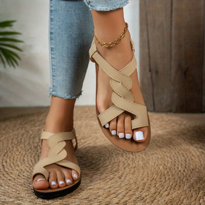 Women's Summer Shoes – Fashionable Sandals with Wave Straps and Star Accent for Beach and Leisure