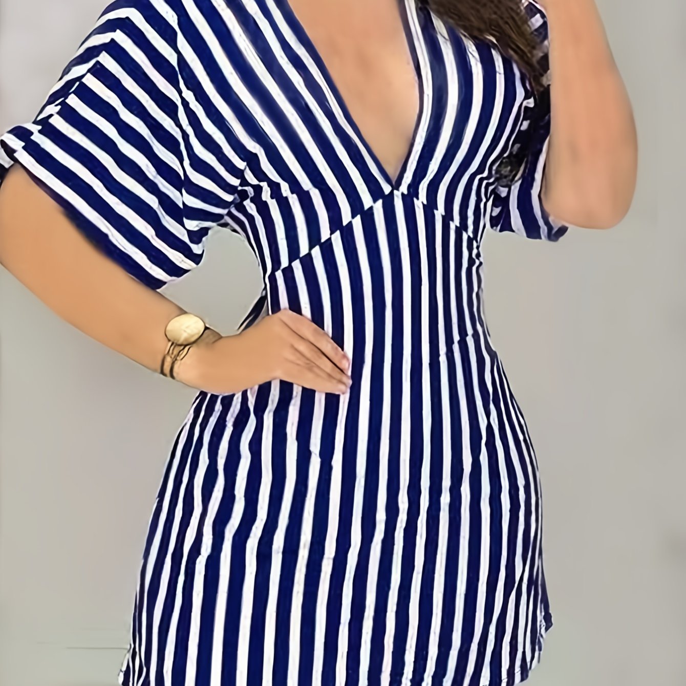 Women's Sexy Backless Striped Mini Dress for Spring and Summer – Elegant Casual Dress with V-Neck