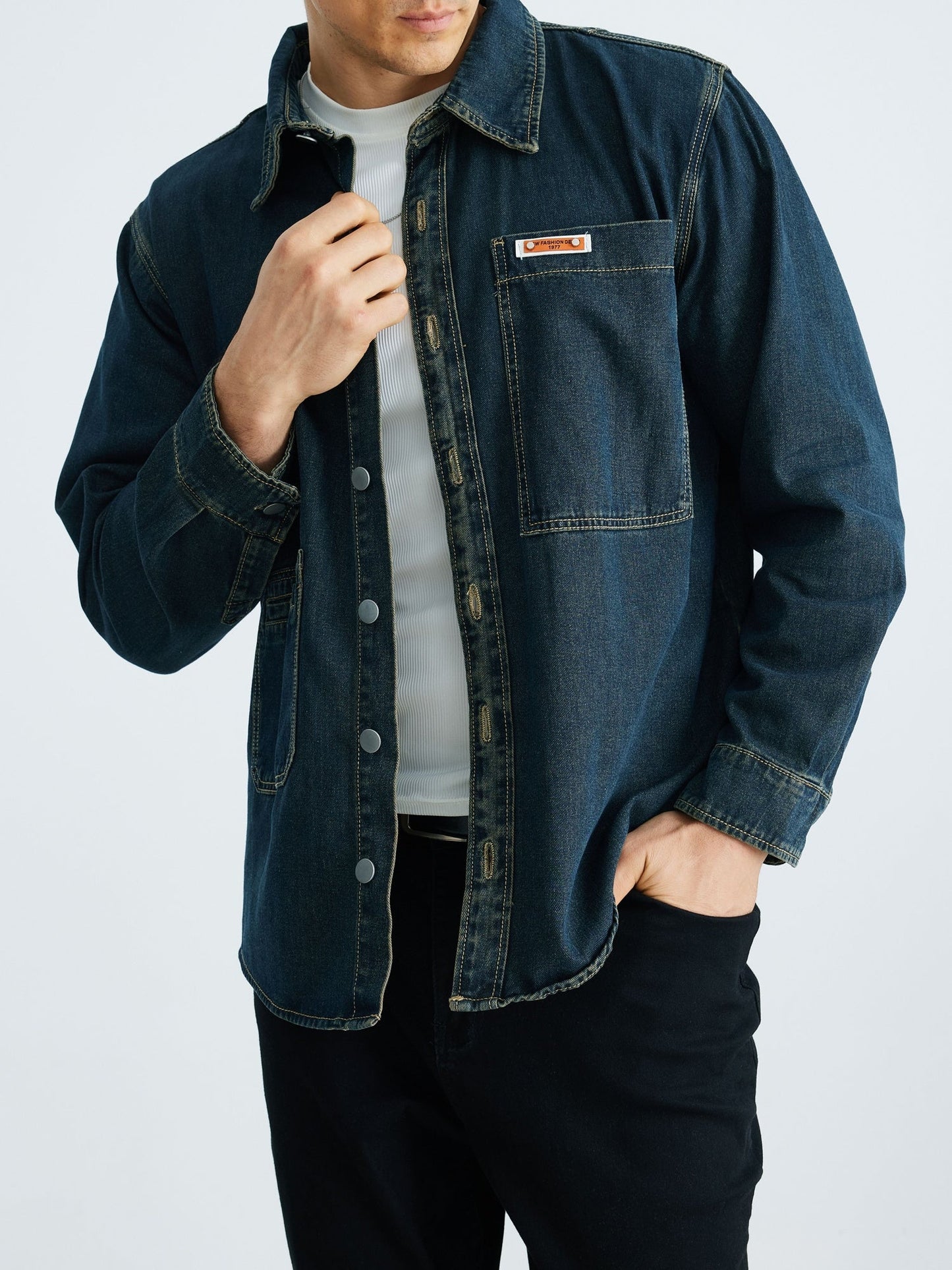 Men's Denim Overshirt in Casual Style – Ideal for Everyday and Leisure