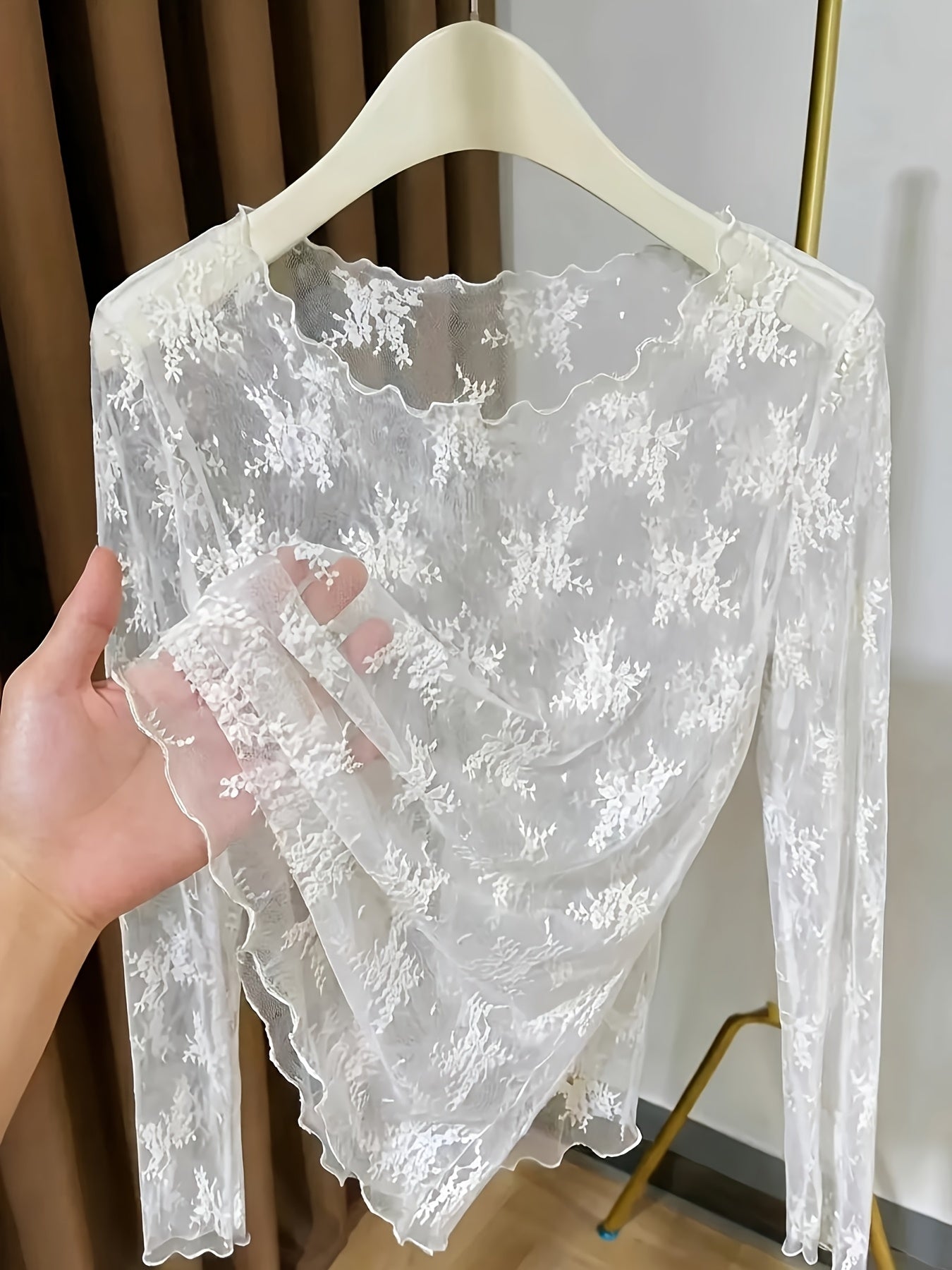 Women's long-sleeve shirt with floral embroidery and transparent design – elegant and versatile lace look for special occasions