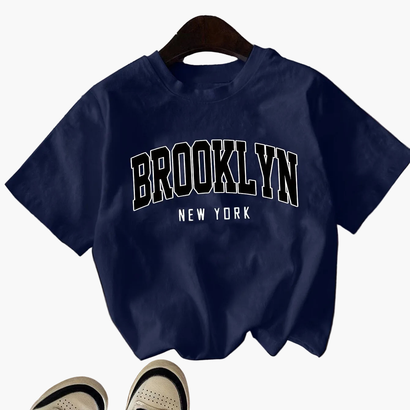 Women's Urban Streetwear T-Shirt "Brooklyn New York" – Casual College Style for Leisure and Everyday Wear