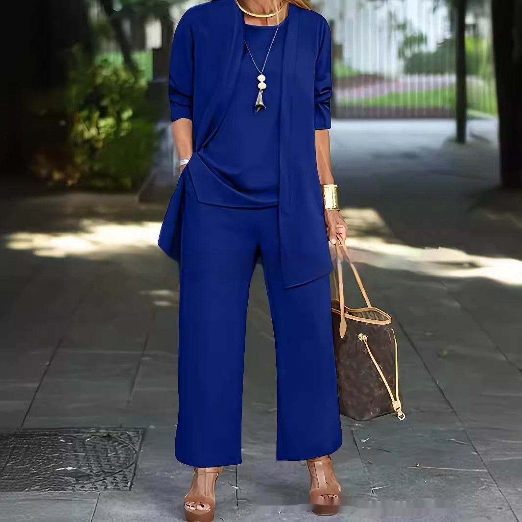 Sara – Stylish sleeveless top with round neckline and long jacket set with wide pantsuit