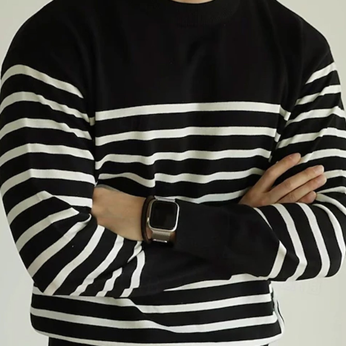 Striped men's crew-neck sweater, black and white, long-sleeved