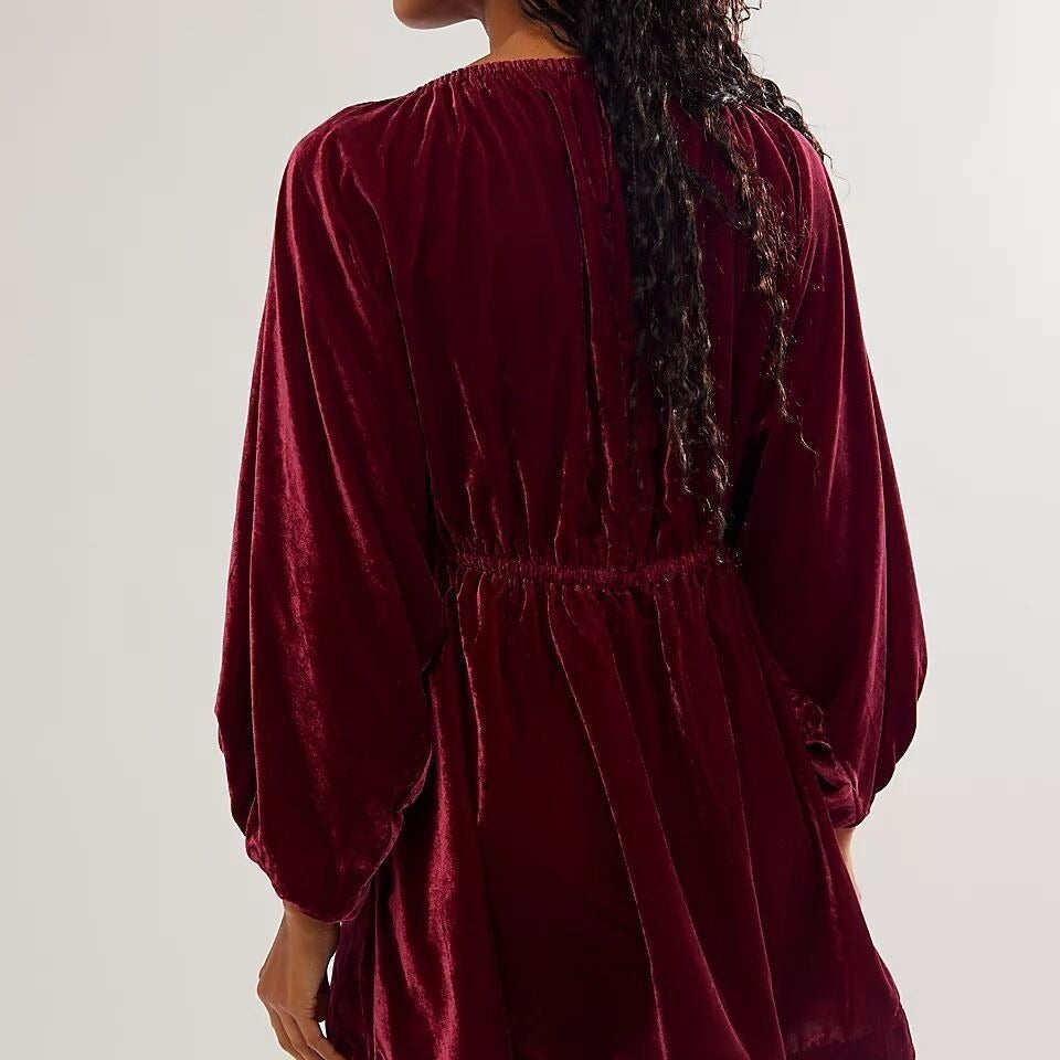 Shirley – Comfortable and Casual Golden V-Neck Velvet Dress