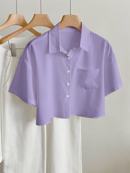 Women's short-sleeve blouse with crop cut and chest pocket – modern casual shirt
