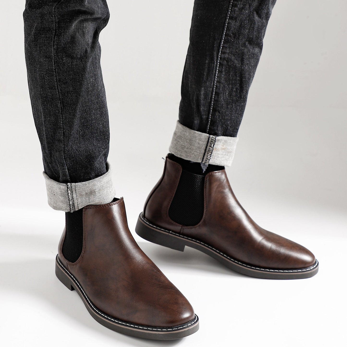 Men's brown Chelsea boots, slip-on with elastic panels