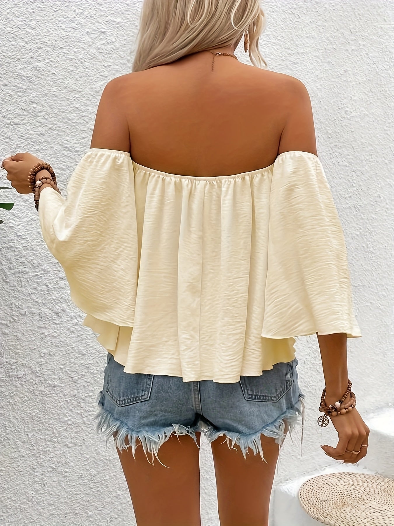 Women's Off-Shoulder Blouse in Boho Style for Leisure and Vacation