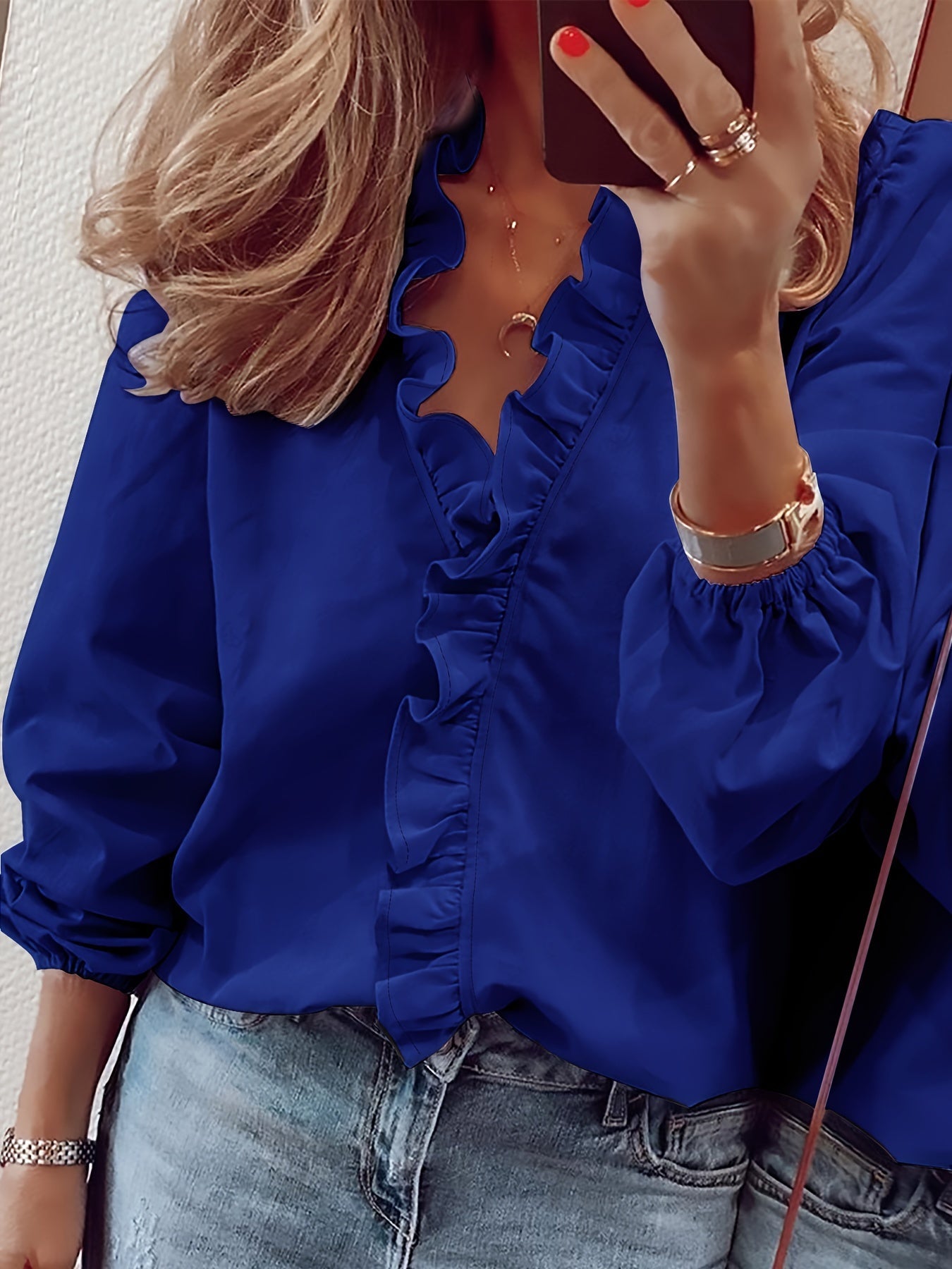 Women's blouse with ruffles and V-neck – Elegant casual style for everyday and office wear