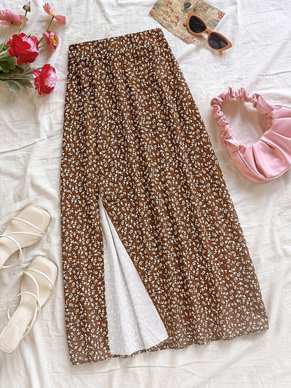 Women's midi skirt with floral pattern and slit – feminine A-line summer skirt for leisure & vacation