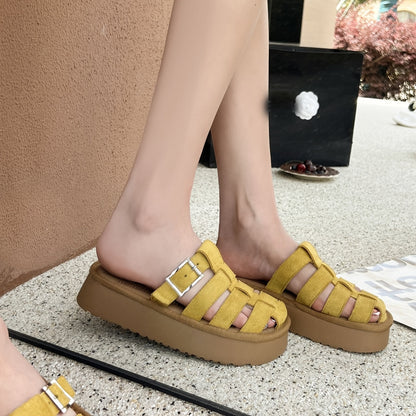 Women's platform sandals in fisherman style – fashionable slides for everyday and leisure use