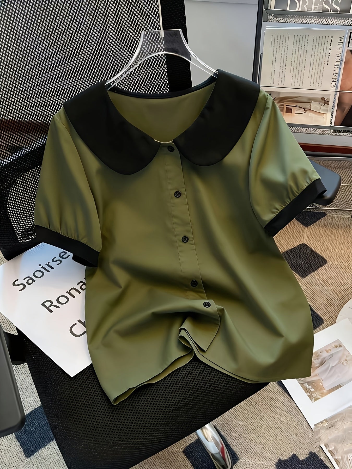 Women's blouse with vintage collar and button placket – elegant casual style for office & everyday wear