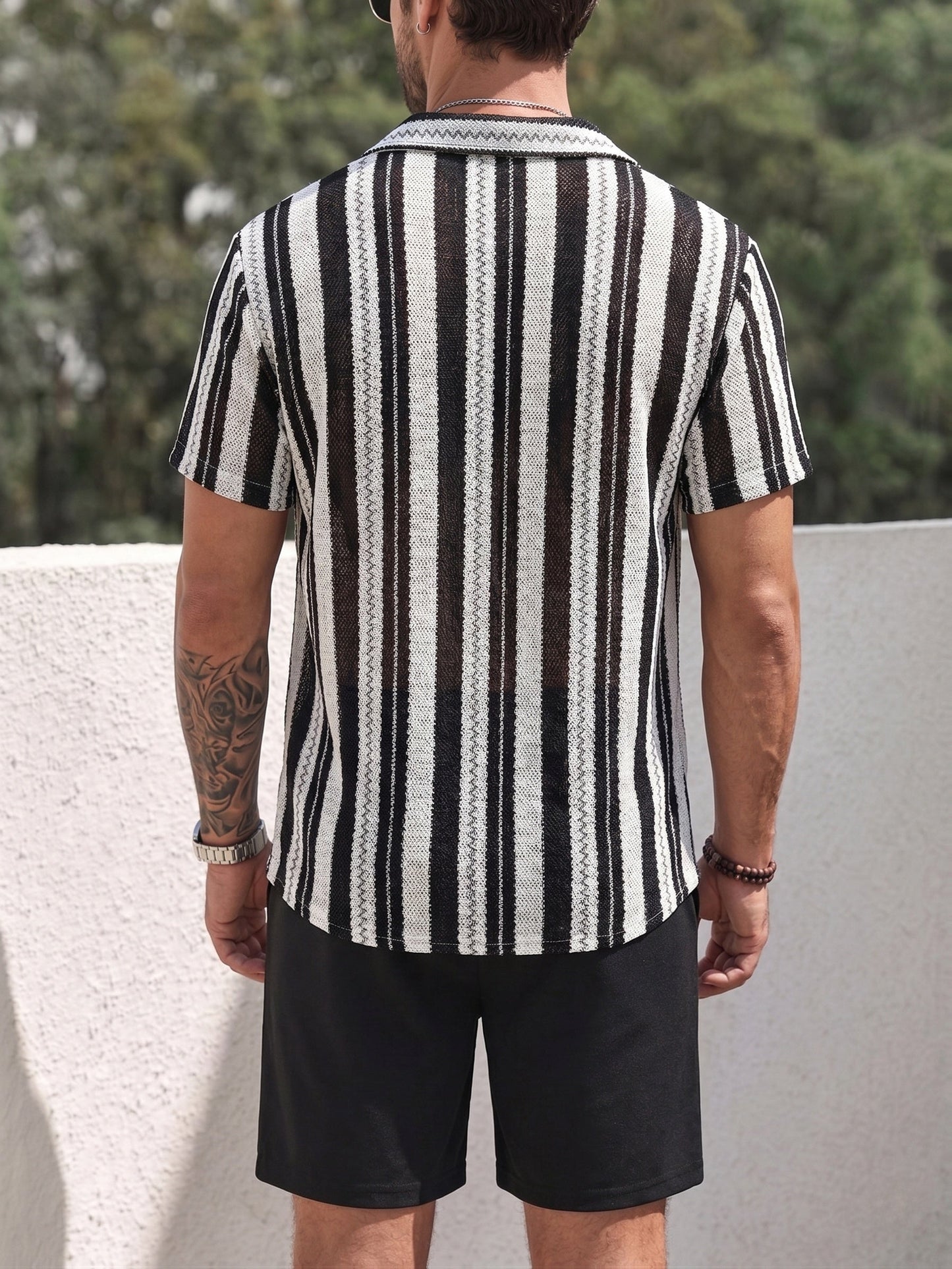 Men's resort casual shirt with vertical stripe pattern and open knit – stylish for summer and vacation