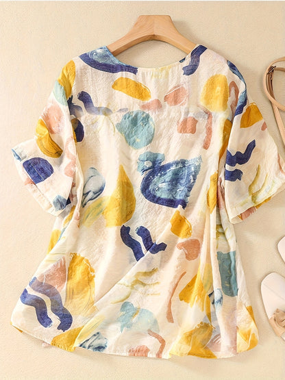 Women's blouse with abstract pattern and loose fit – Fashionable short-sleeve blouse for everyday and leisure wear