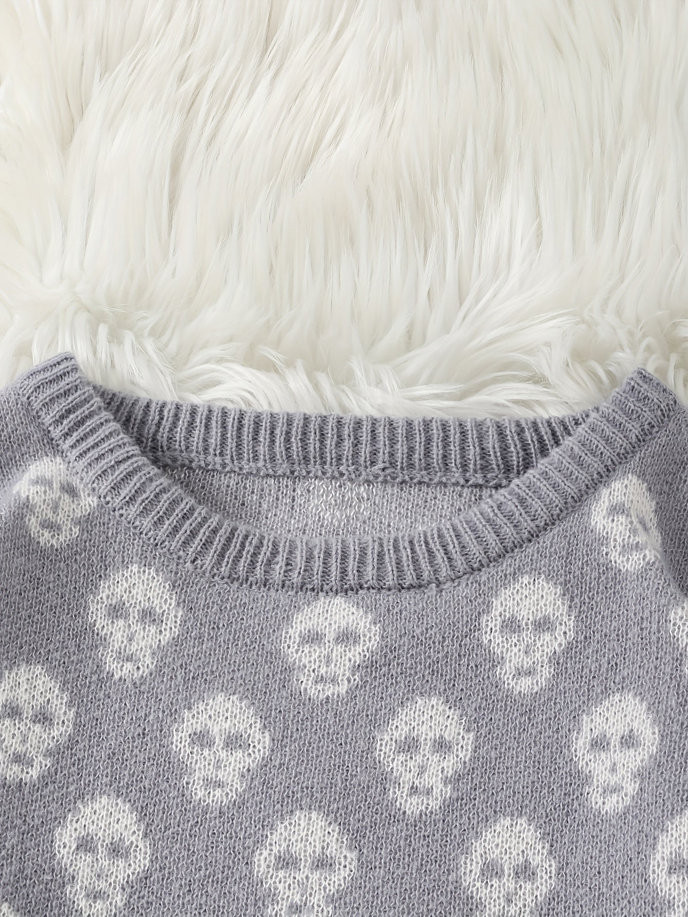 Unisex skull crew-neck long-sleeve knit sweater
