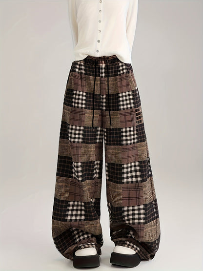 Weite Patchwork-Hose mit Karomuster und Innenfutter