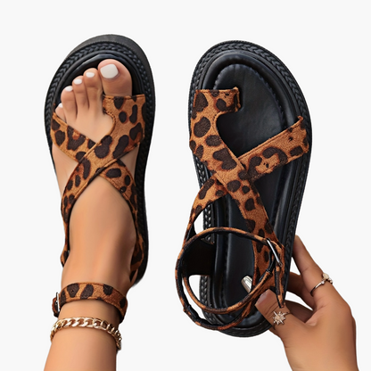 Women's Platform Sandals with Leopard Print – Fashionable Summer Sandals with Ankle Strap and Platform Heel