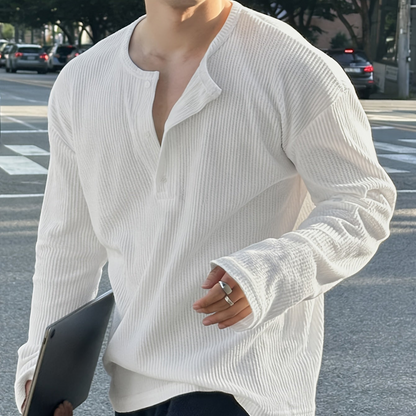 Men's long-sleeve Henley shirt, textured fabric, relaxed fit