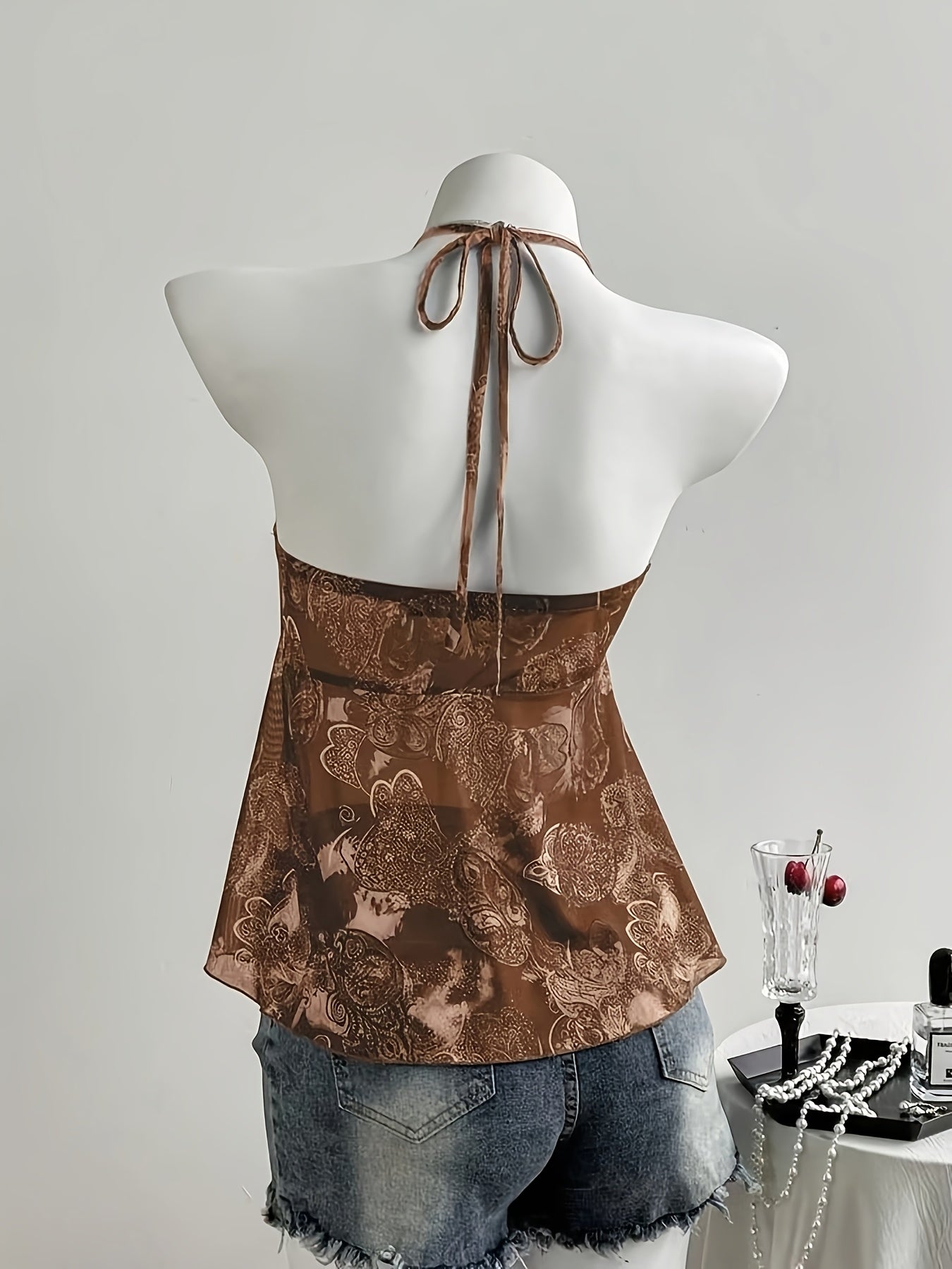 Women's Halterneck Top with Ruffles and Romantic Pattern – Ideal for Casual Wear and Summer