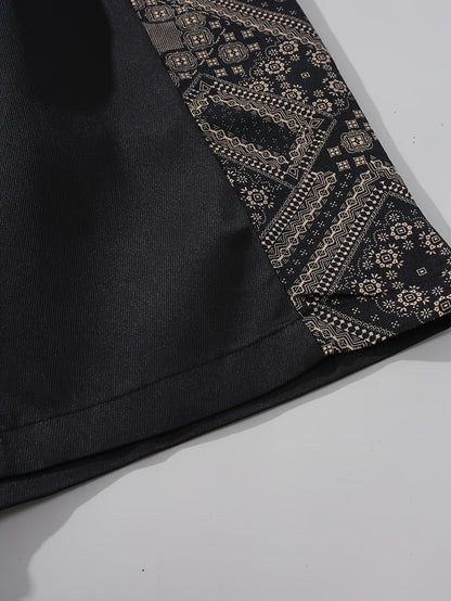 Men's streetwear shorts with graphic pattern and modern design – perfect for casual wear and urban style