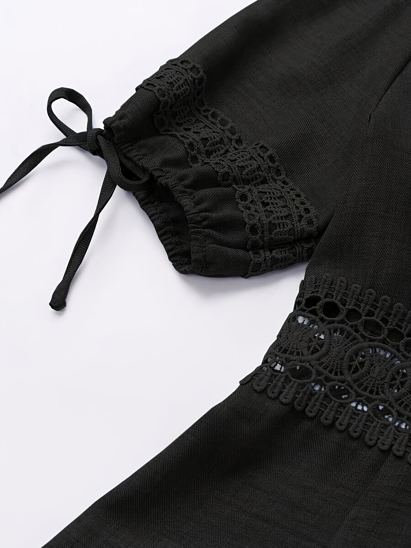 Women's Elegant Casual Dress with Lace and V-Neck – Perfect for Everyday & Going Out