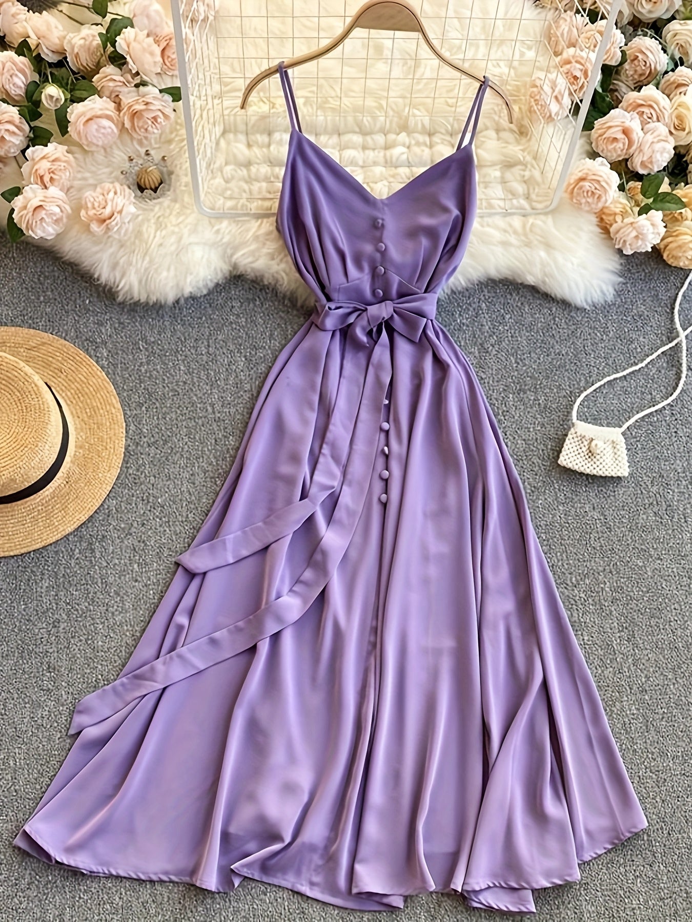 Women's maxi dress with spaghetti straps and bow – Elegant summer dress for festive occasions