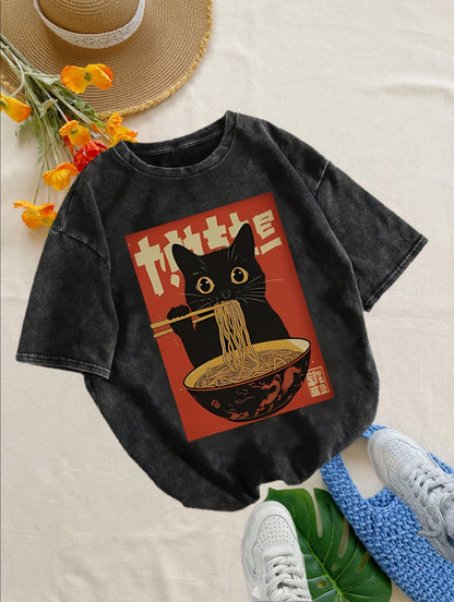 Women's Vintage T-Shirt with Cat and Ramen Print – Funny Graphic Shirt for Casual and Streetwear