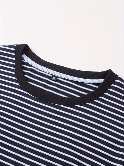Men's T-Shirt with Classic Stripes – Timeless Design for Everyday and Leisure