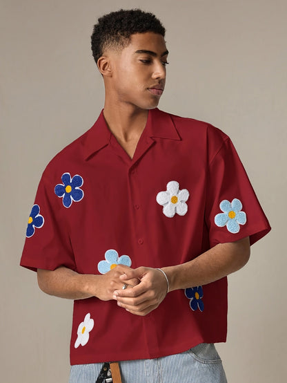 Herren Freizeit Kurzarm-Hemd mit Blumenapplikationen und Camp-Kragen – Modernes Sommer-Design