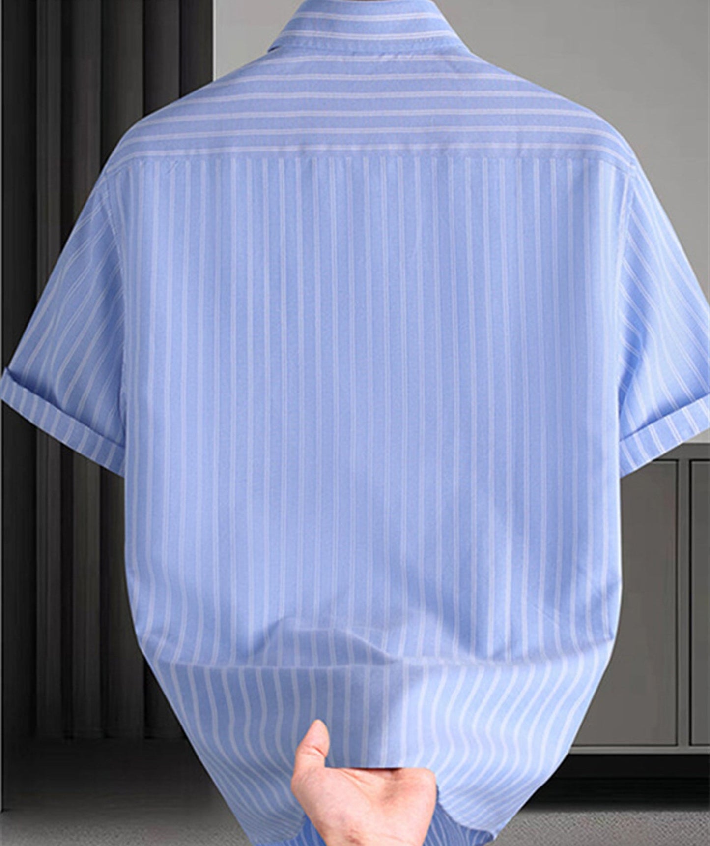 Men's Short-Sleeve Shirt with Stripe Pattern – Modern Business and Casual Shirt, Regular Fit, Stylish for Everyday and Office Wear
