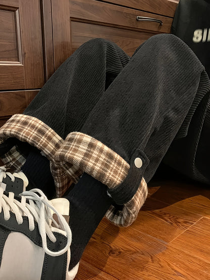 Corduroy trousers with a checked cuff – Wide fit, unisex