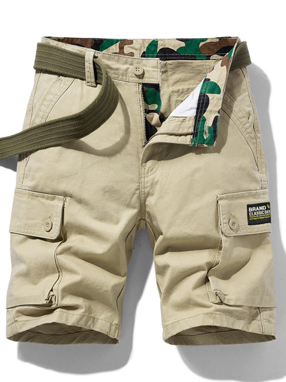 Men's cargo shorts in outdoor and casual style with pockets and belt