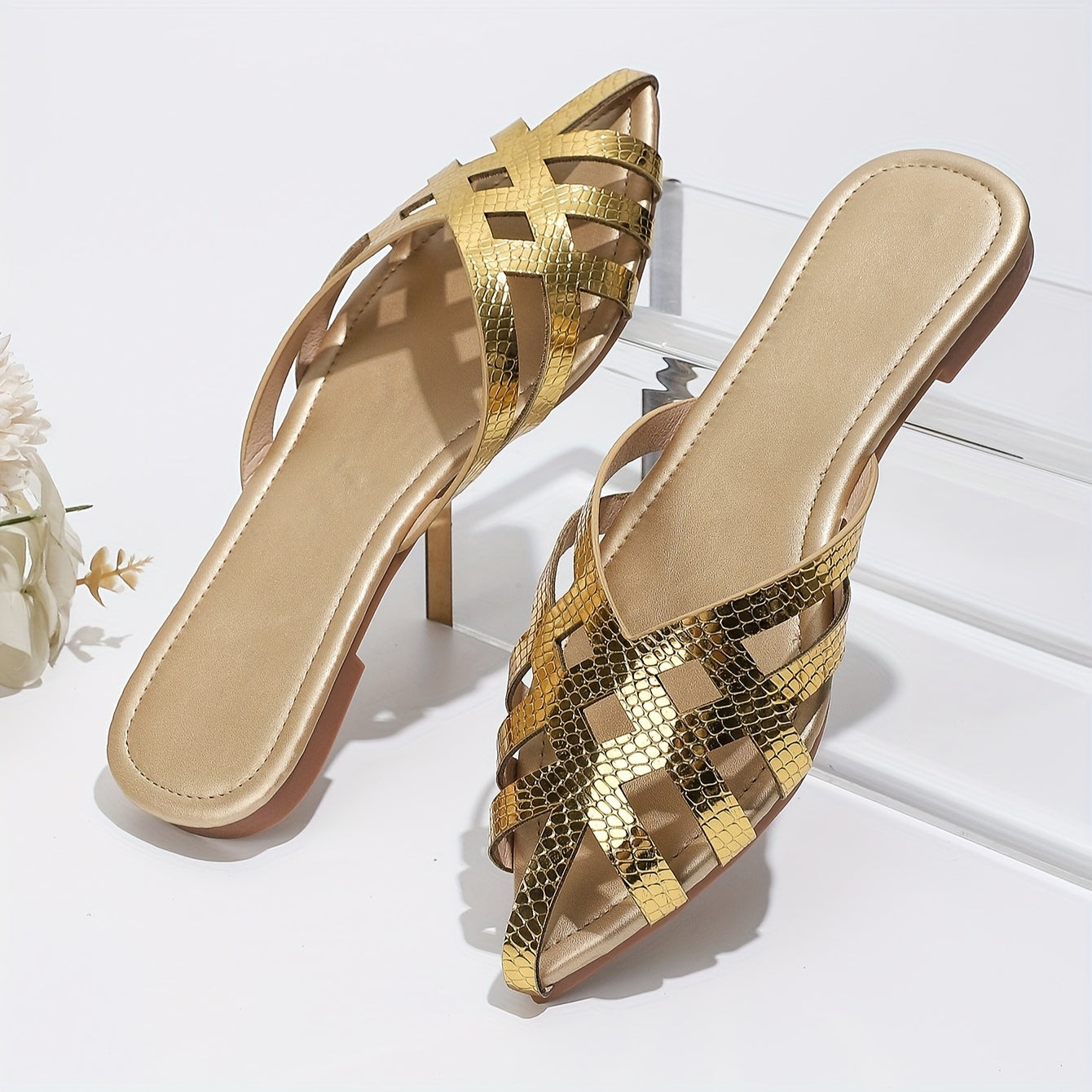 Women's Flat Mules with Braided Design and Pointed Shape – Elegant Slip-On Shoes for Everyday and Going Out
