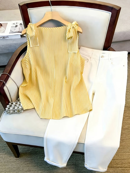 Women's blouse top with stripe pattern and button placket – Elegant V-neck, ideal for office and everyday wear