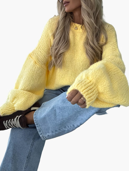 Women's knitted sweater with balloon sleeves and loose fit – fashionable casual look for autumn & winter