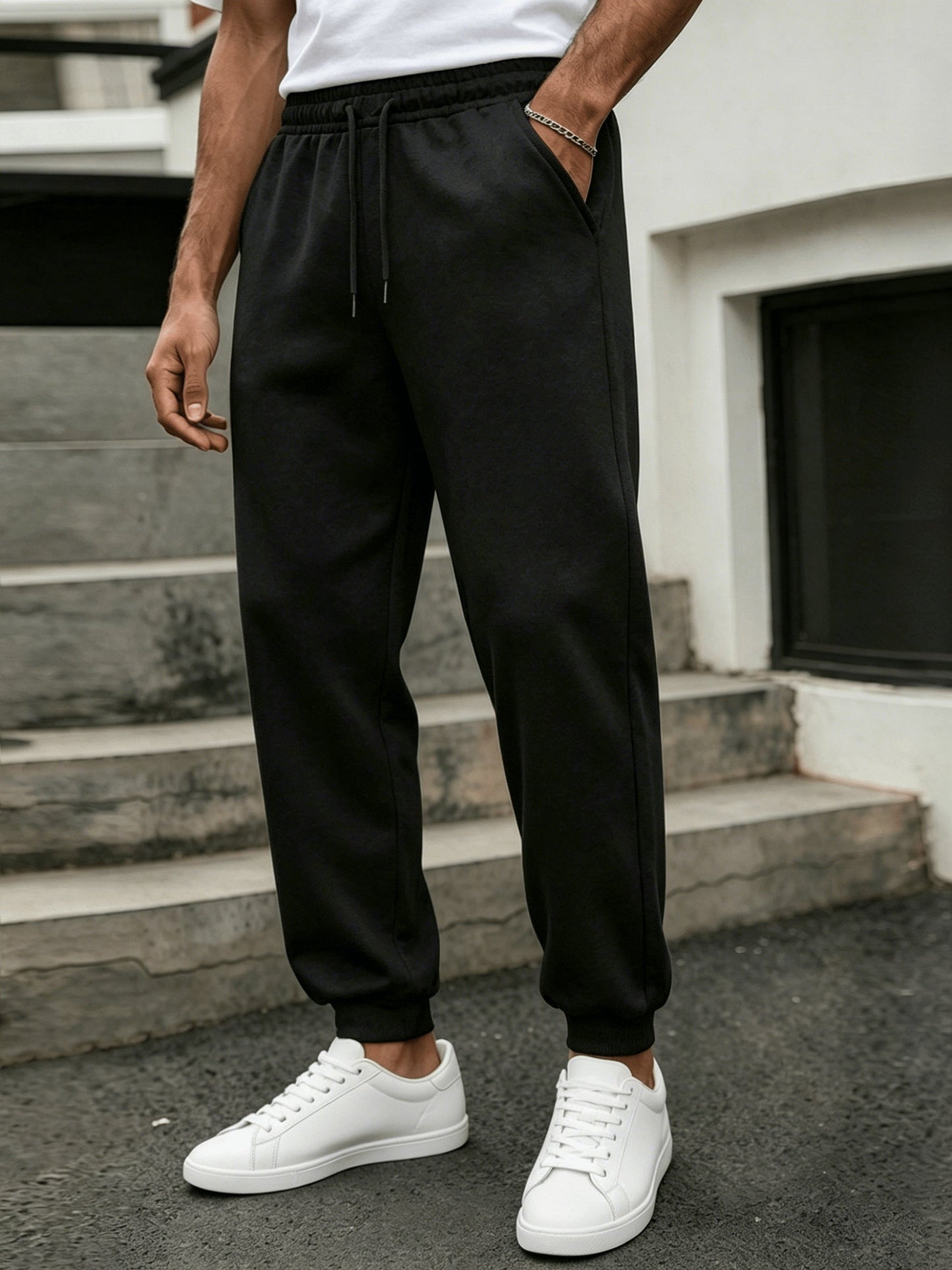 Herren Jogginghose für Freizeit und Sport – Bequemer Straight-Leg Schnitt mit Taschen