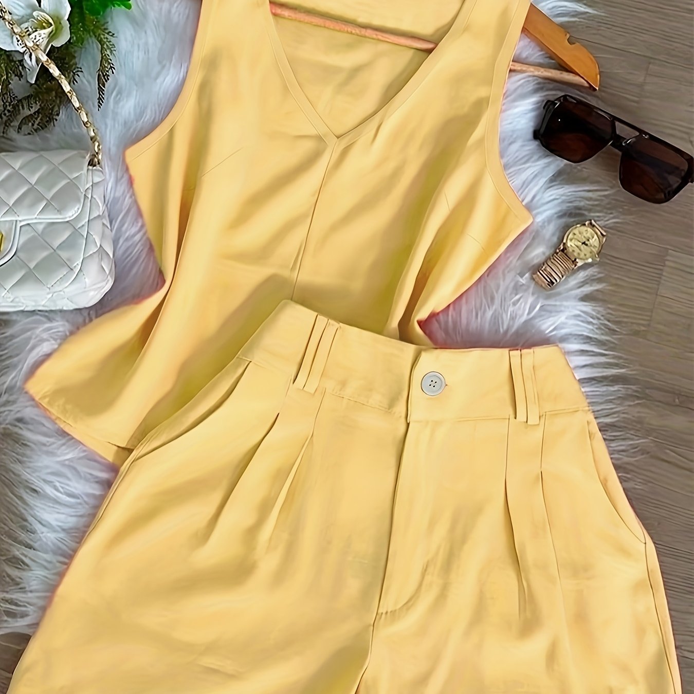 Women's Two-Piece Set – Elegant Top and Shorts for Spring & Summer, Leisure & Everyday Wear