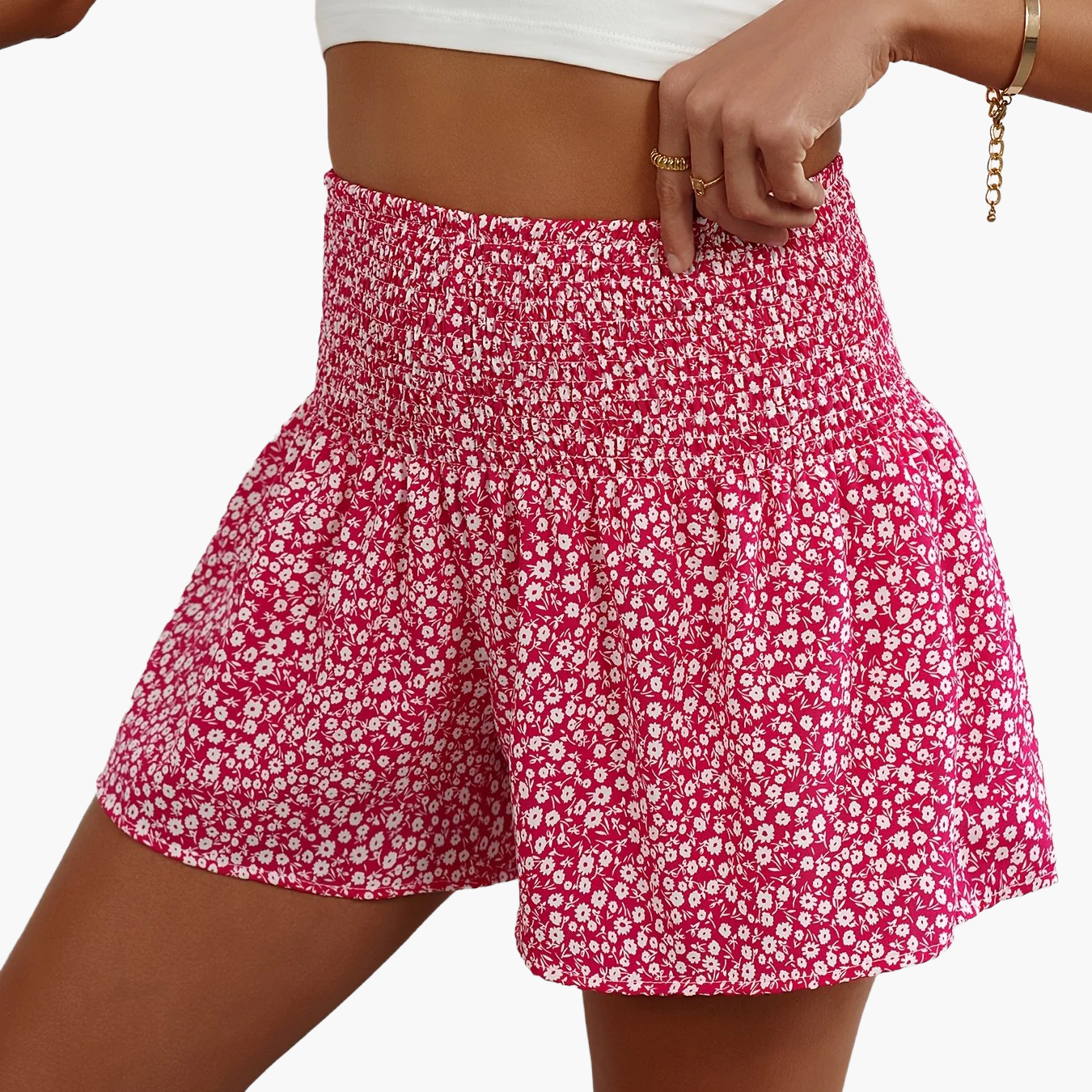 Women's summer shorts with floral pattern and smocked waistband – Casual high waist leisure pants