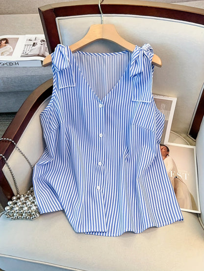 Women's blouse top with stripe pattern and button placket – Elegant V-neck, ideal for office and everyday wear