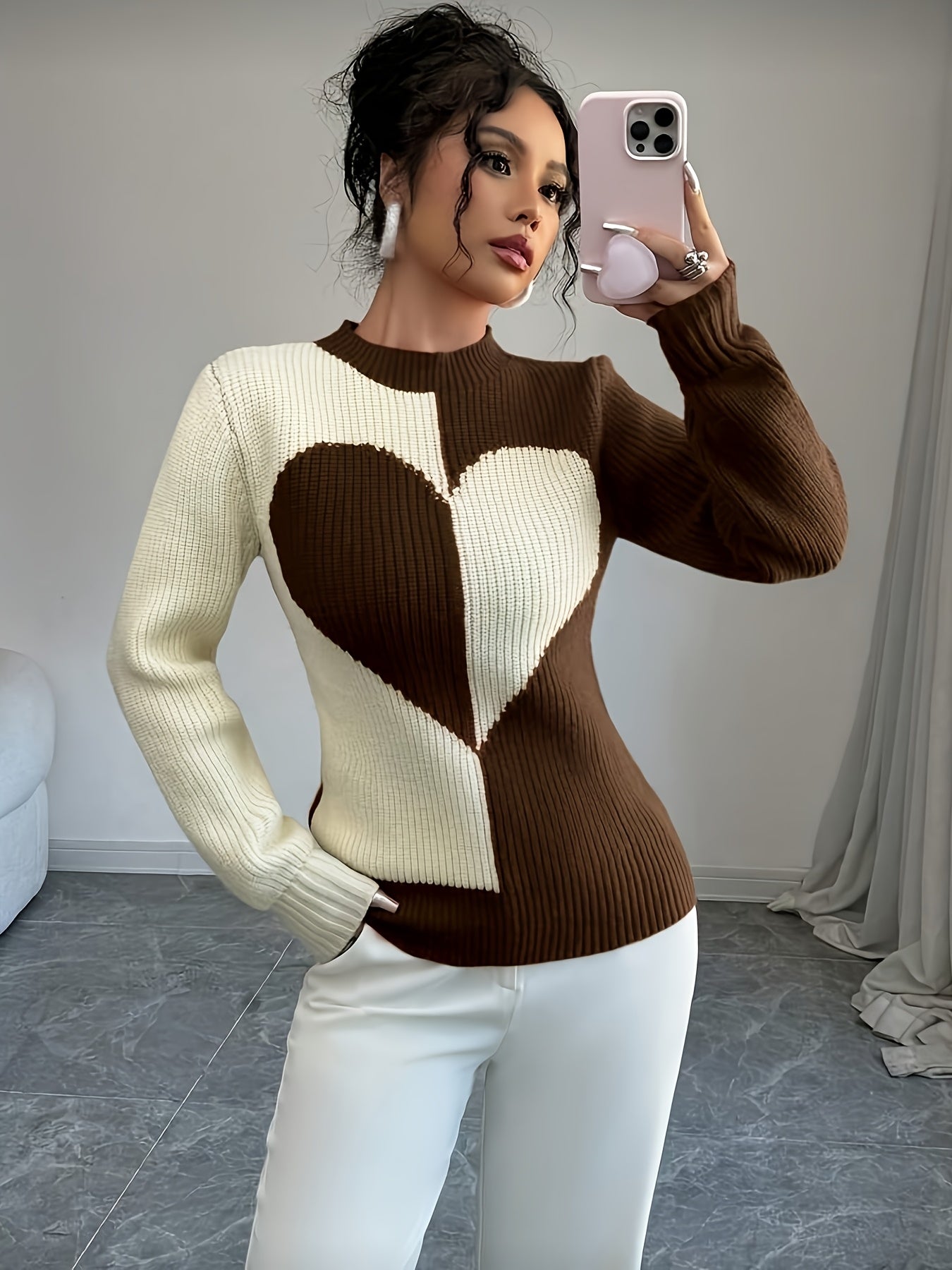 Women’s knitted pullover with heart pattern, crew neck, ribbed knit, long sleeves