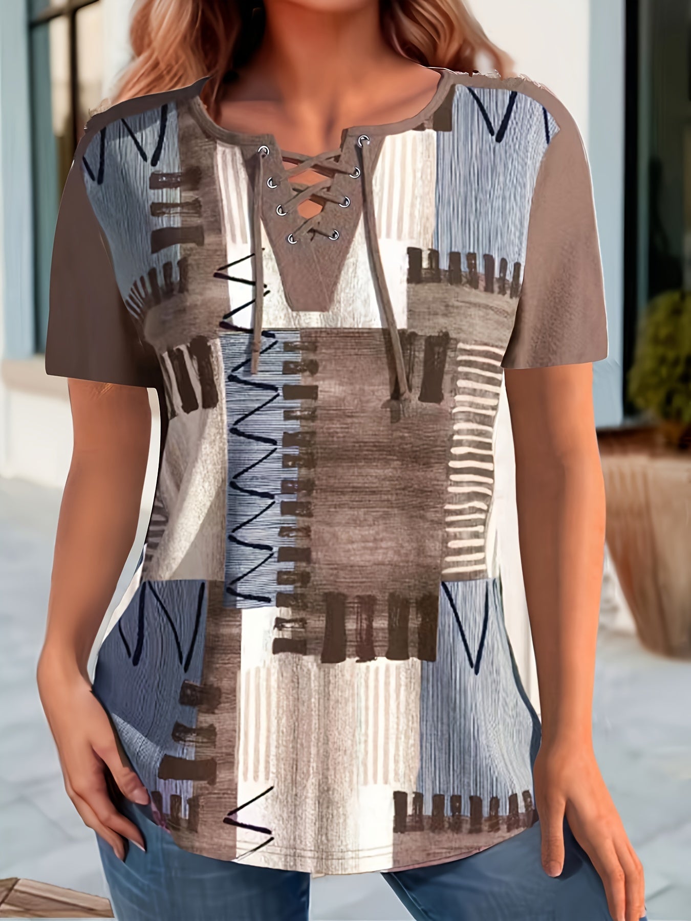Women's Casual T-Shirt with Lacing and Geometric Pattern – Summer Leisure Top