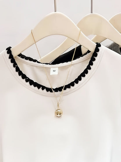 Women's blouse with wave hem and elegant round neckline – stylish casual and office wear