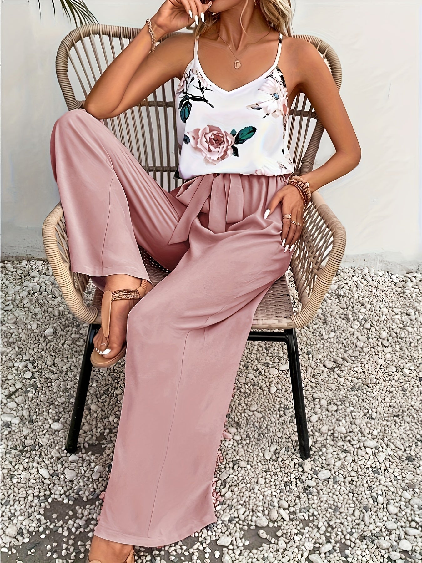Women's Elegant Jumpsuit with Floral Pattern and Bow Detail for Spring and Summer