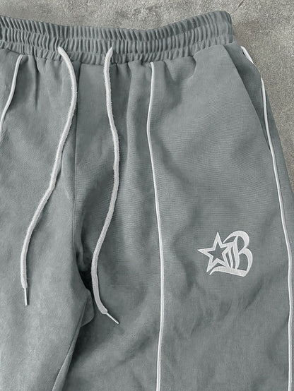 Unisex tracksuit with zip-up jacket and pants, contrast stripes